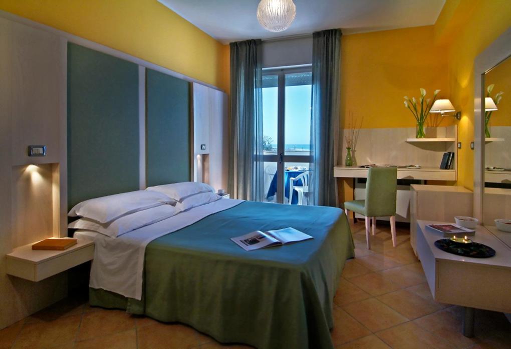 Alexandra Plaza Hotel Riccione Zewnętrze zdjęcie