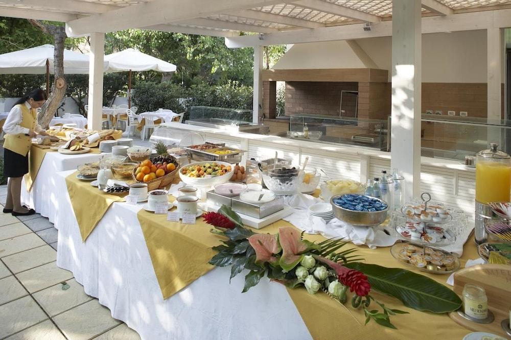 Alexandra Plaza Hotel Riccione Zewnętrze zdjęcie